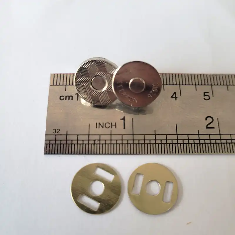 دکمه آهنربایی مدل  شطرنجی کد SH01 بسته 5 عددی