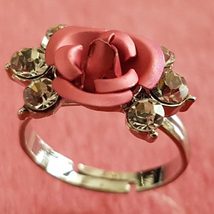 انگشتر دخترانه مدل گل رز کد pp77