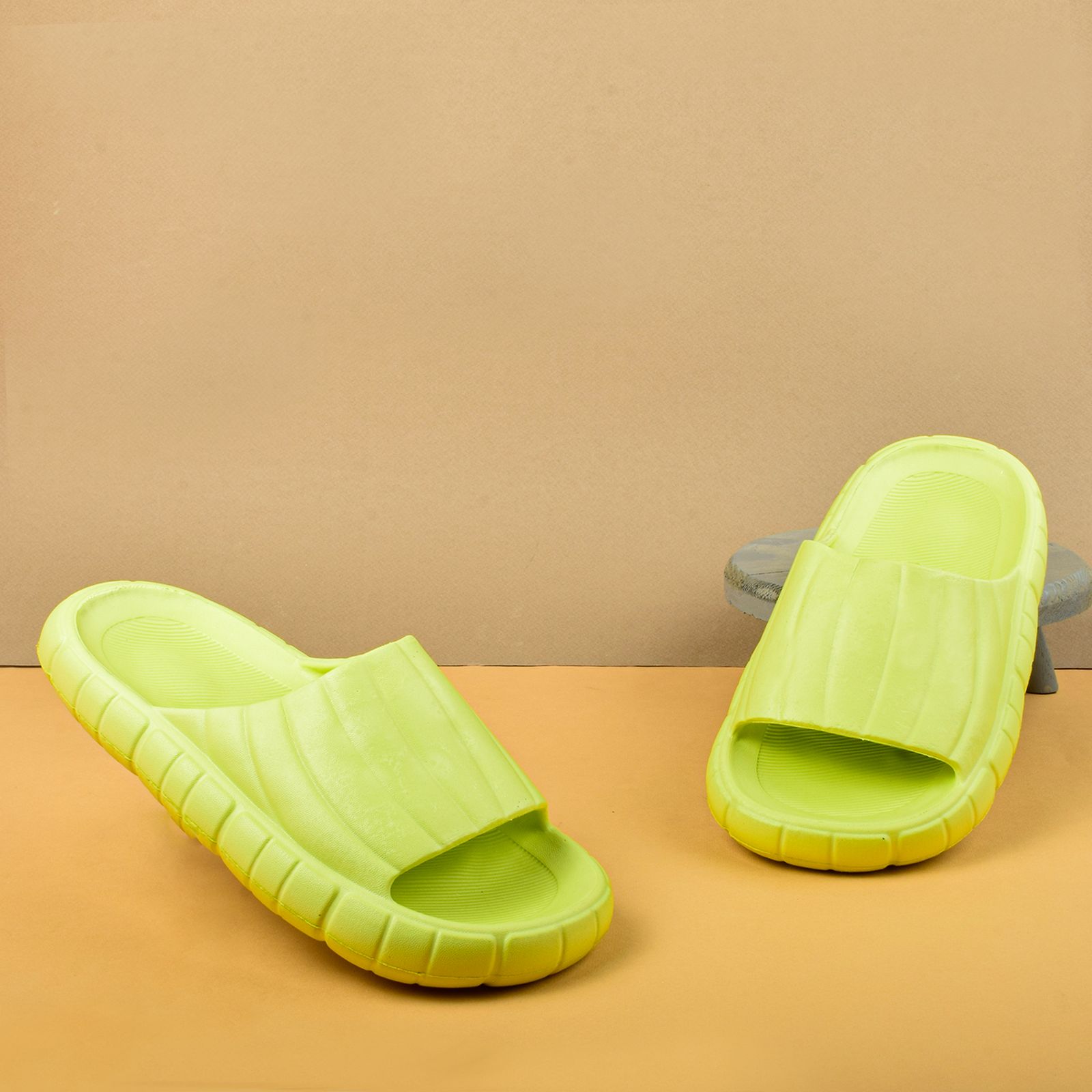 دمپایی زنانه شهپر مدل پریا نرمینه PK.4070 -  - 41