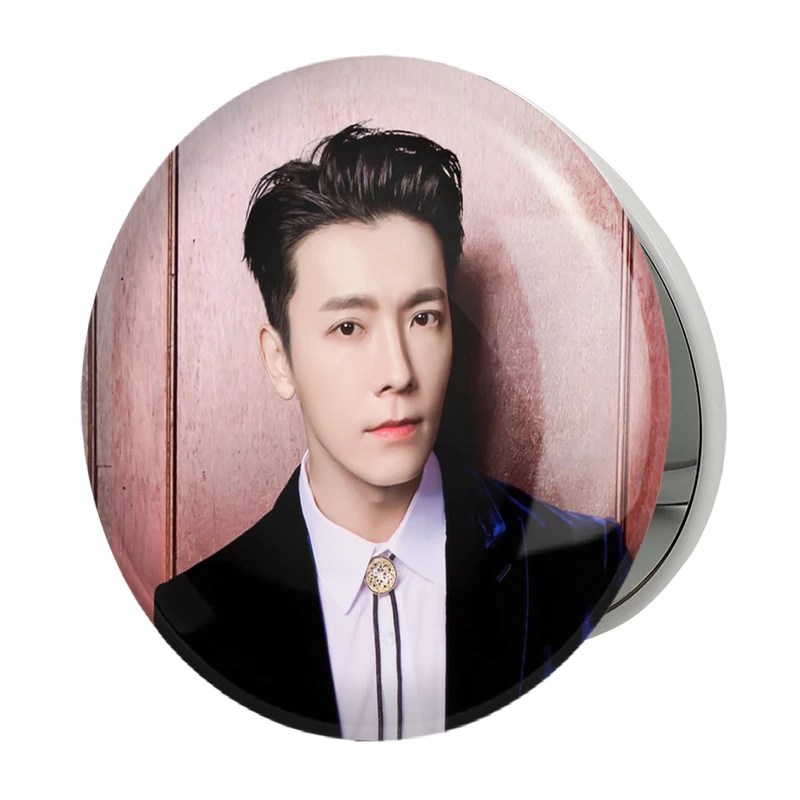 آینه جیبی خندالو طرح دونگهه گروه سوپر جونیور Super Junior مدل تاشو کد 21395 