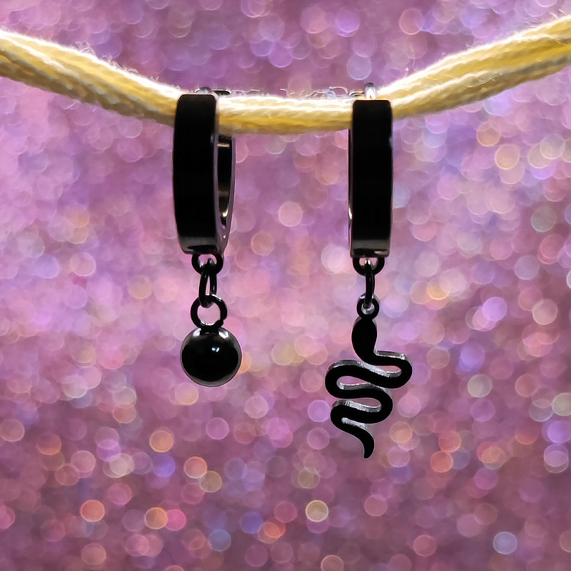 گوشواره زنانه طرح مار و گوی کد RKH_1631