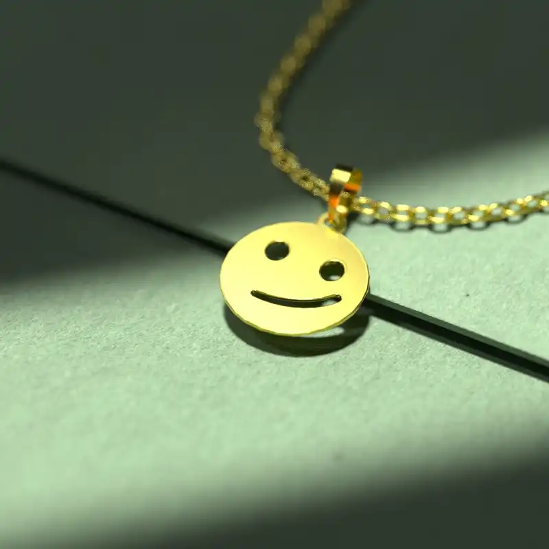 گردنبند طلا 18 عیار زنانه مدوپد مدل ایموجی کد C3-1-1018