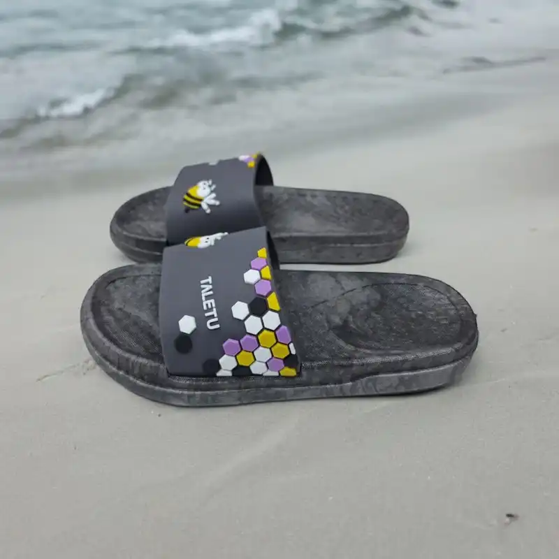 دمپایی زنانه مدل زنبوری کد SPT 109