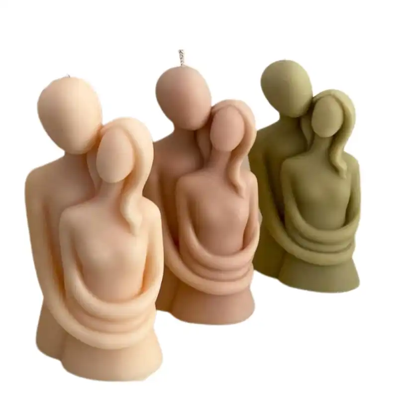 شمع دست ساز مدل آغوش بسته 3 عددی