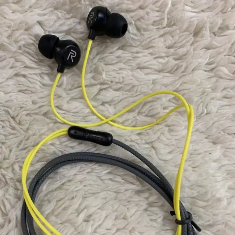 هندزفری  مدل R50 buds2