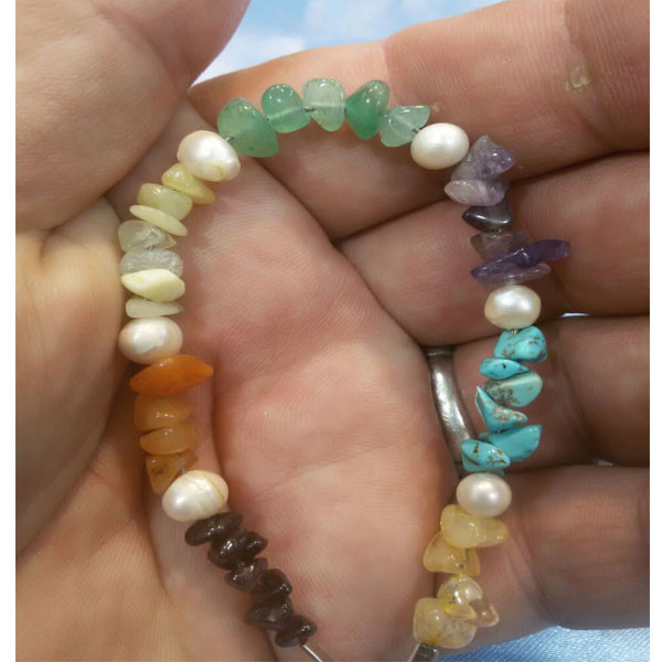 دستبند زنانه مدل هفت چاکرا و مروارید