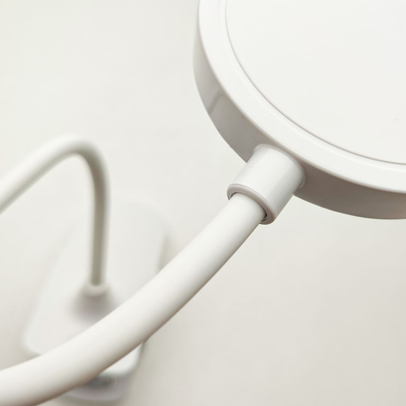 چراغ مطالعه شارژی مدل مولتی 3 حالته گیره ای طرح لمسی کد QG-0003