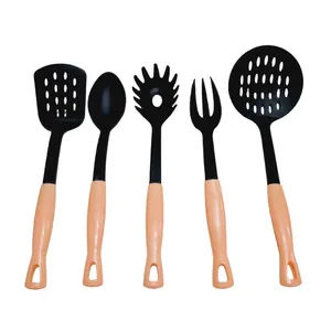 سرویس کفگیر ملاقه 5 پارچه مدل نسوز کد 230c