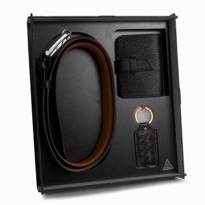 نقد و بررسی ست هدیه چرم آراهمراه مدل ARASET17 توسط خریداران