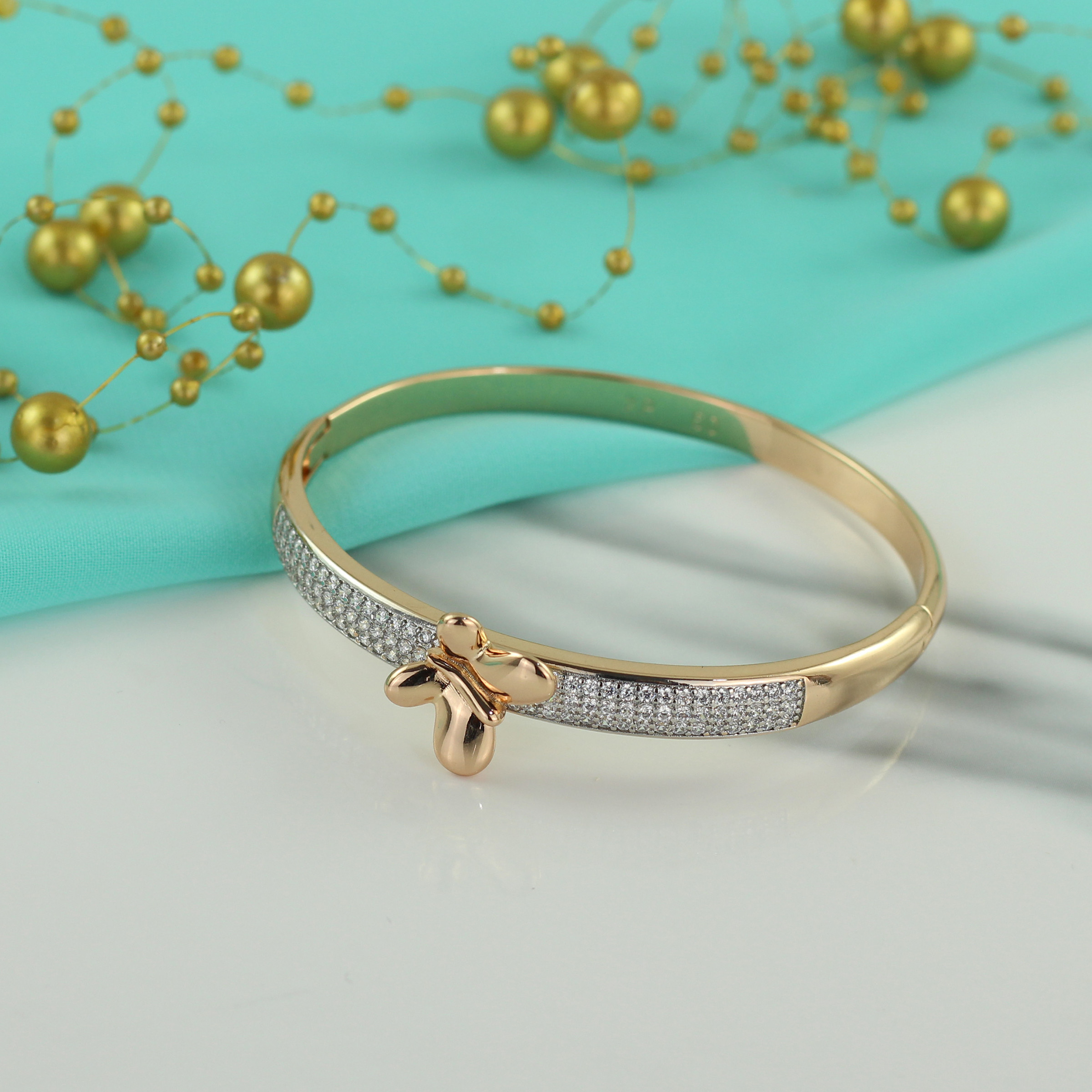 دستبند النگویی زنانه ژوپینگ مدل پروانه کد V55 دستبند النگویی زنانه ژوپینگ مدل پروانه کد V55