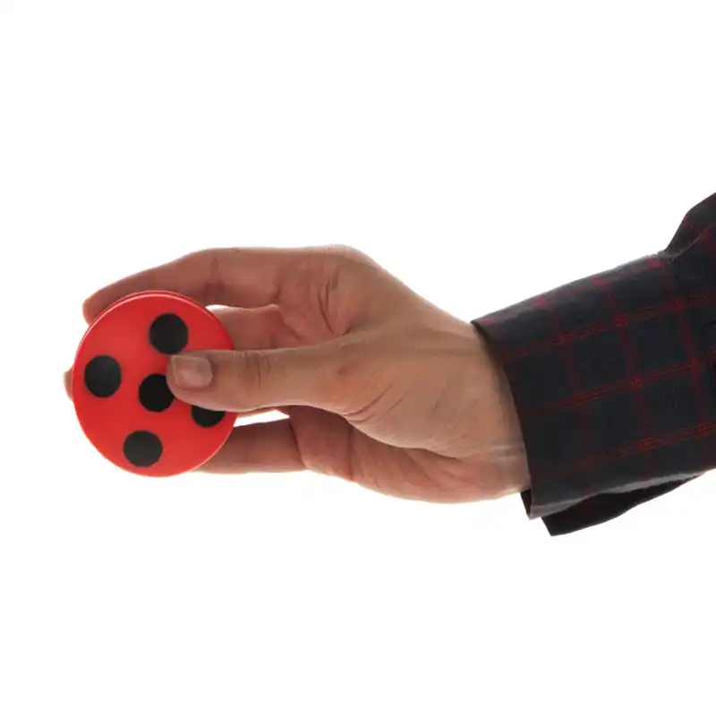 یویو دنیای سرگرمی های کمیاب مدل چوبی طرح دختر کفش دوزکی