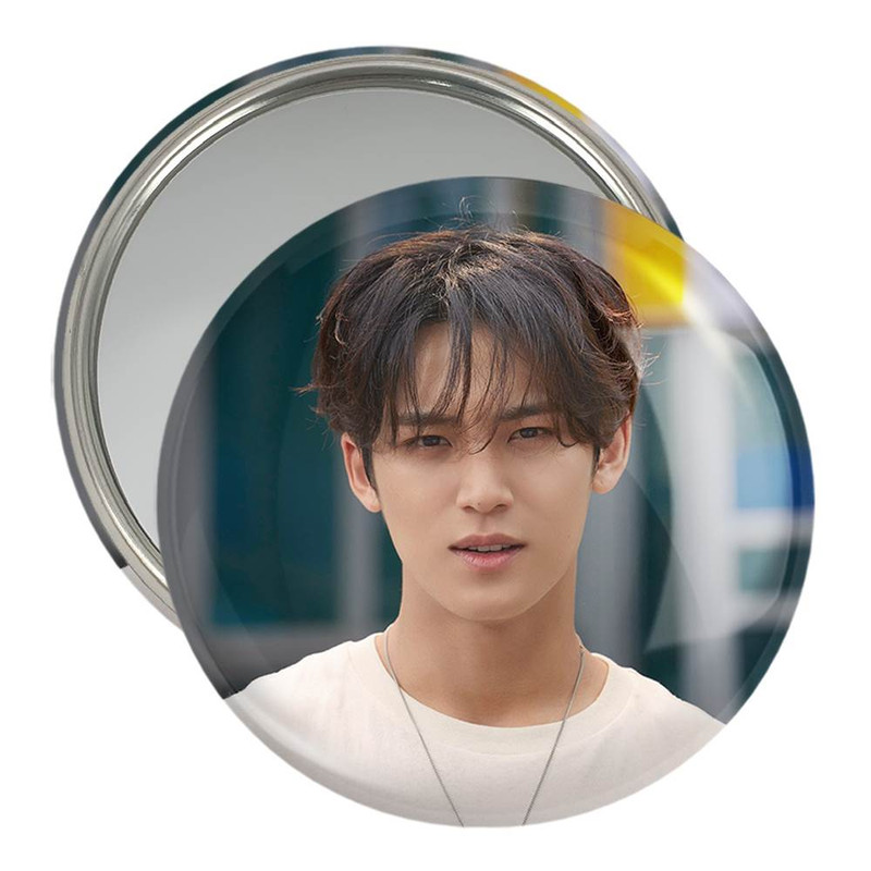 آینه جیبی خندالو مدل مینگیو گروه سونتین Seventeen  کد 21630