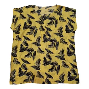 تی‌شرت زنانه مدل یقه گرد نخ