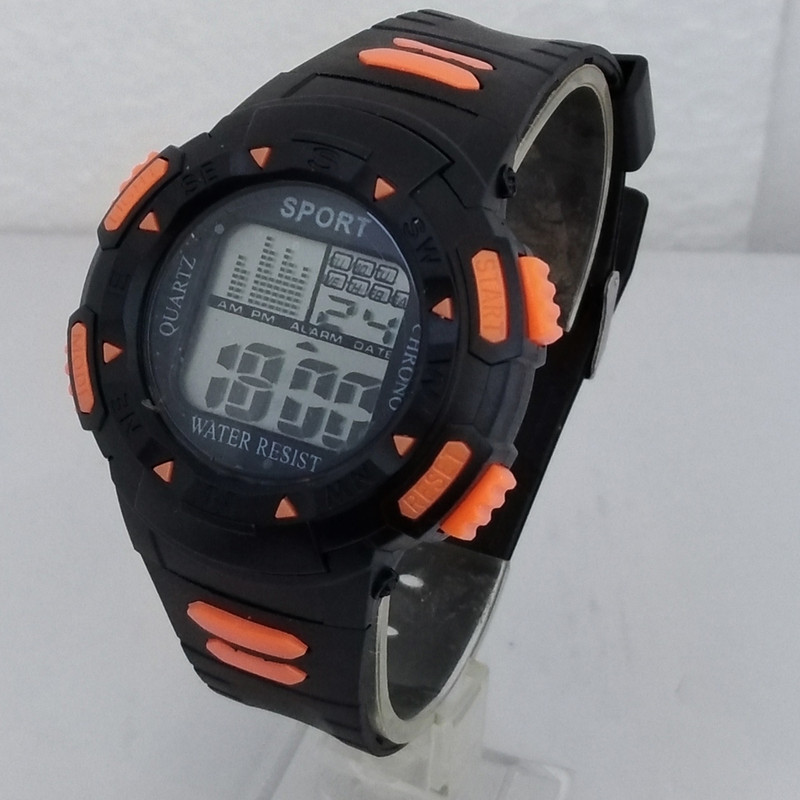 ساعت مچی دیجیتال مدل ضدآب اسپرت تاریخ شمار چراغ هفت کد 425