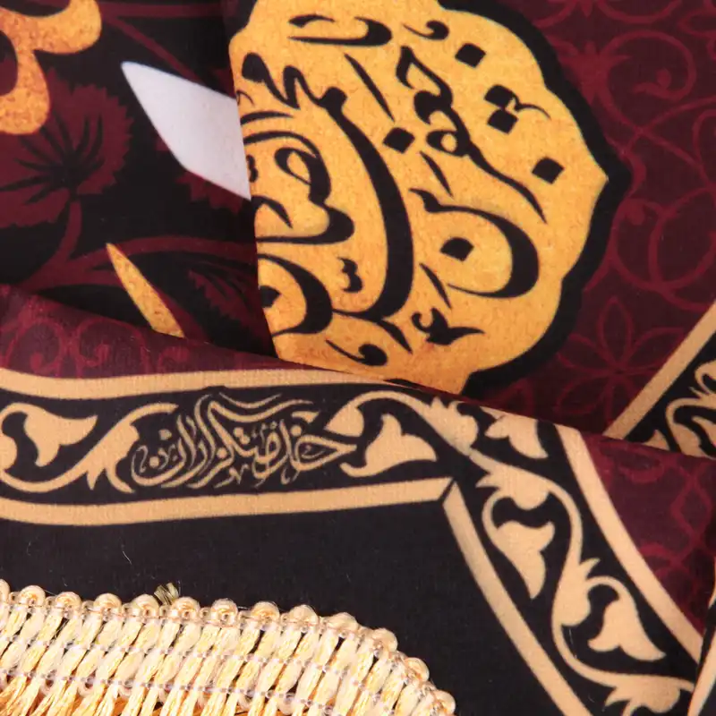 پرچم خدمتگزاران مدل کتیبه محرم طرح یا اباعبدالله یا وجیها عندالله اشفع لنا عندالله کد 40003212