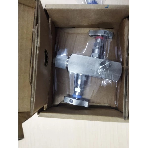 شیر منیفولد دو راهه ای اس اشنایدر مدل SAMFSA-N4-N4