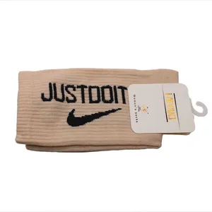 جوراب ورزشی ساق بلند مردانه مدل ladouc