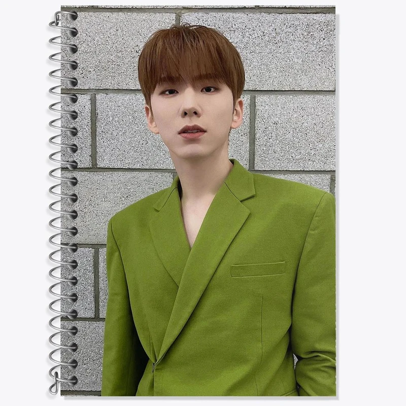 دفتر لغت 50 برگ خندالو مدل کیهیون گروه مانستا اکس MONSTA X کد 21158