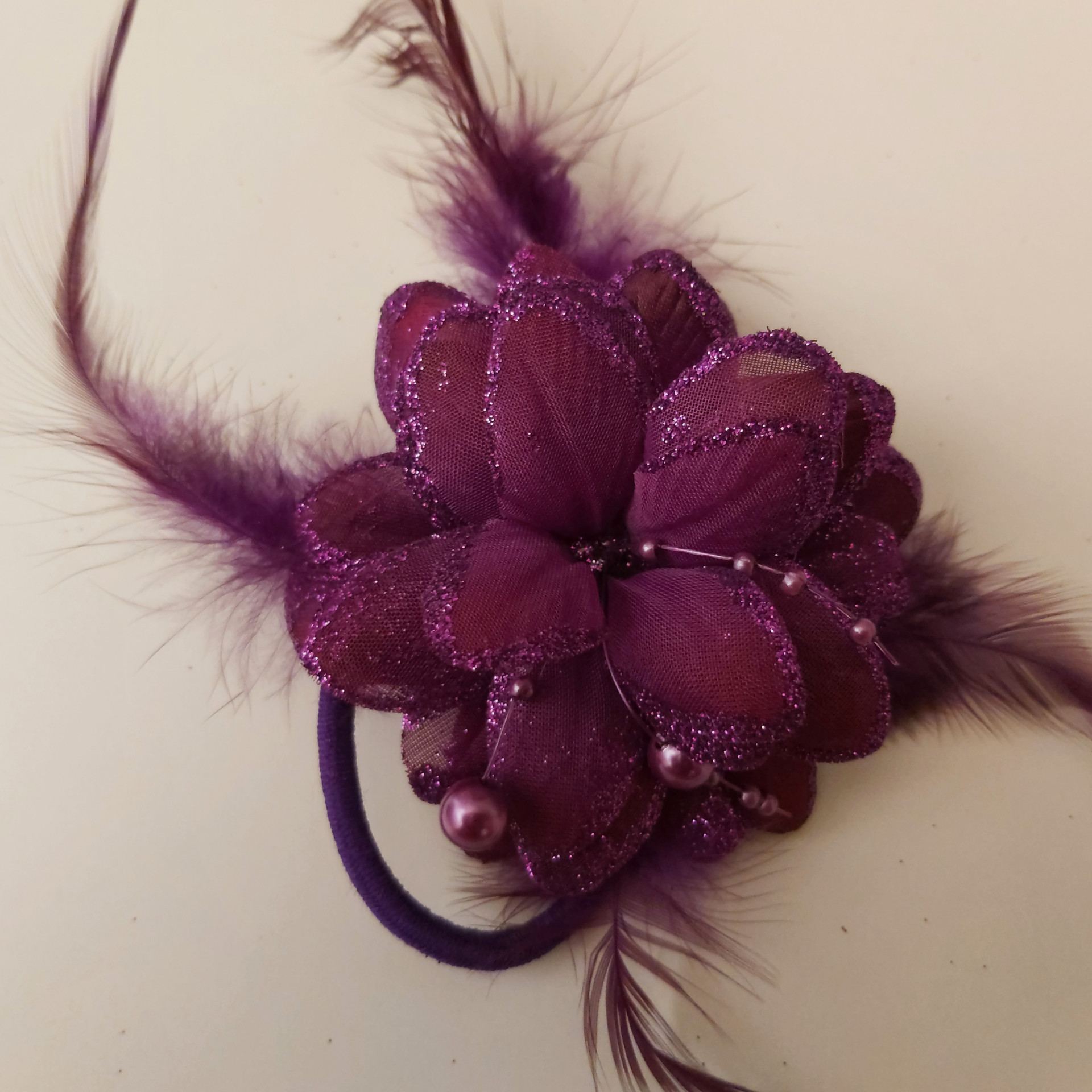 گل سینه دخترانه مدل پردار گل سینه دخترانه مدل پردار