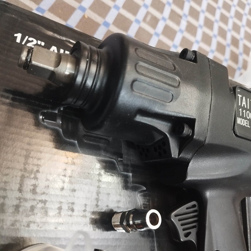 آچار بکس بادی تیتان مدل CE- 11000