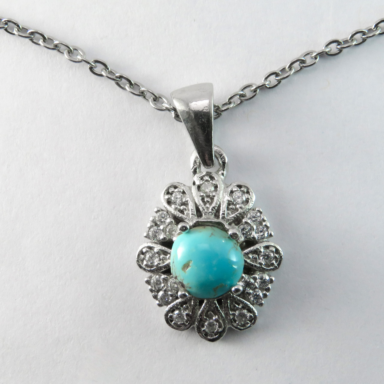 نیم ست نقره زنانه کد AV038-2 نیم ست نقره زنانه کد AV038-2