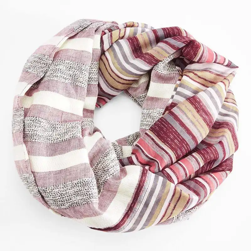 شال زنانه اس.اولیور مدل رینگی کد 39.709.91.4046.49G1