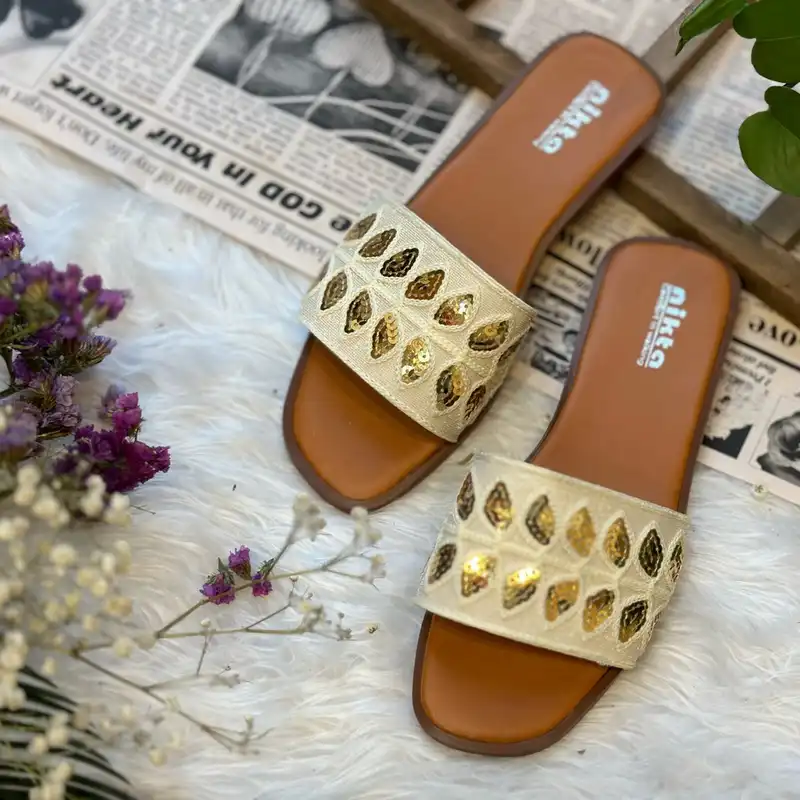 صندل زنانه نیکتا مدل صبا