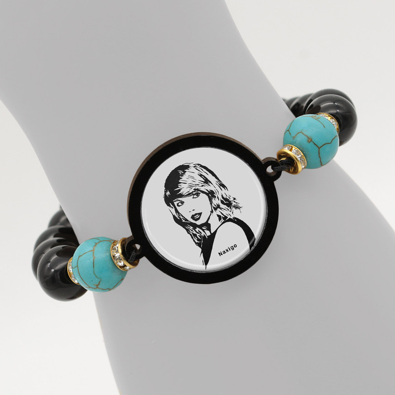 دستبند زنانه ناکسیگو طرح تیلور سوئیفت کد BR4347