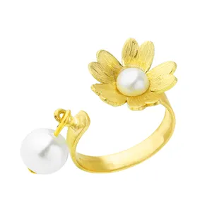 انگشتر زنانه گالری عزیزی طرح گل مدل 15529