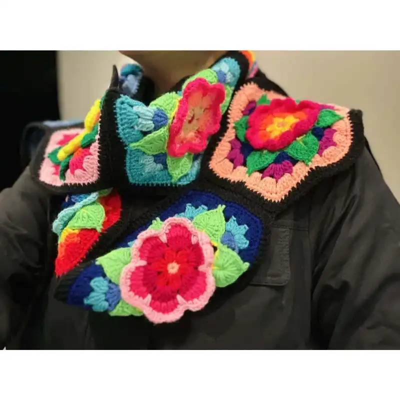 شال گردن بافتنی زنانه مدل فلاور