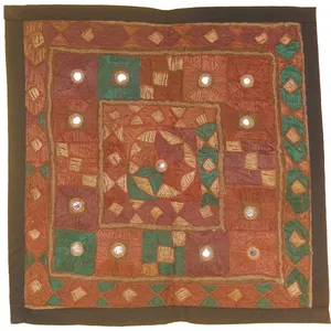 رومیزی سوزن دوزی مدل عسلی کد SOO29