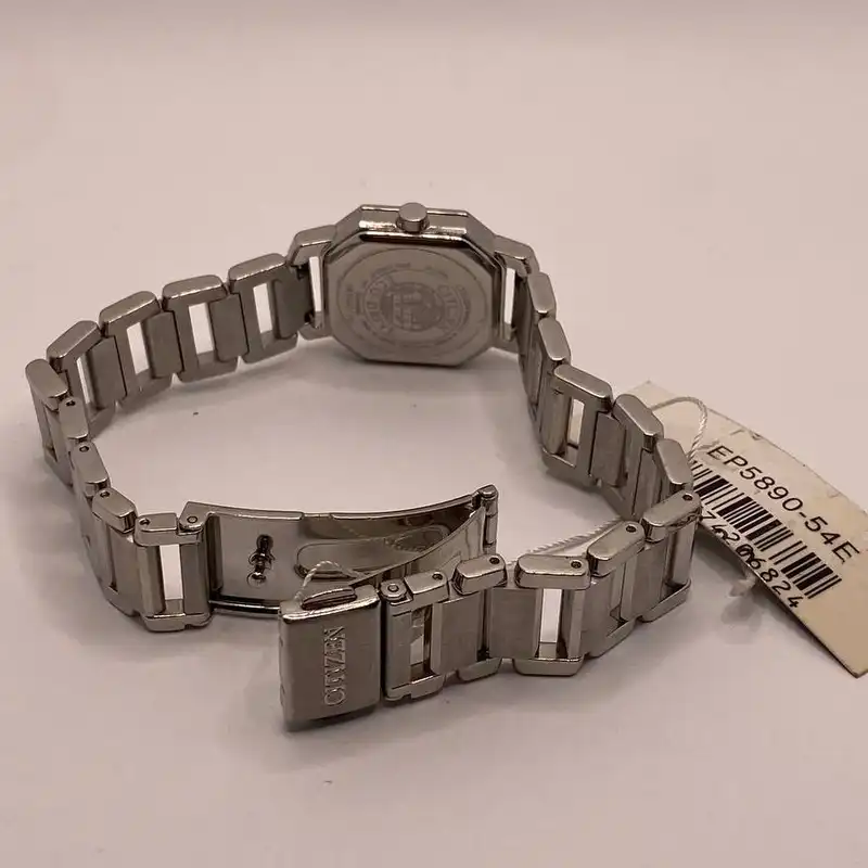 ساعت مچی عقربه ای زنانه سیتی زن مدل EP5890-54E