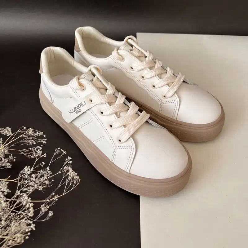 کفش روزمره زنانه مدل نونا