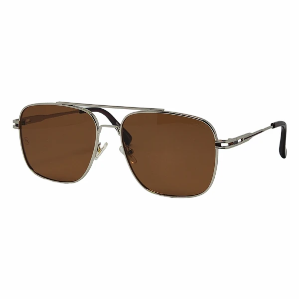 عینک آفتابی  مدل 8825 ، کد 1300 دارای استاندارد UV 400  . مناسب برای َاستفاده روزمره و انواع فرم صورت 