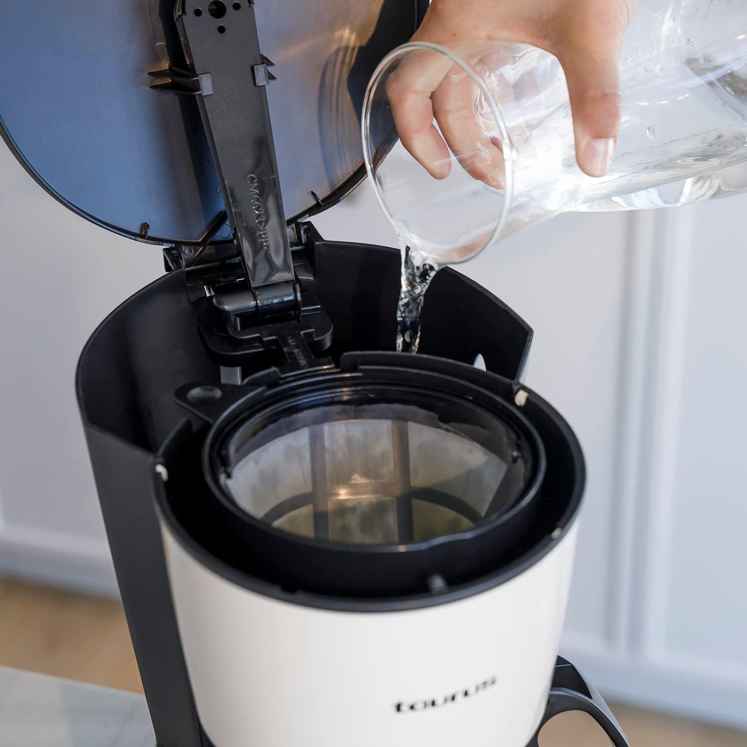 قهوه ساز تاروس مدل Vintage Digital Cream