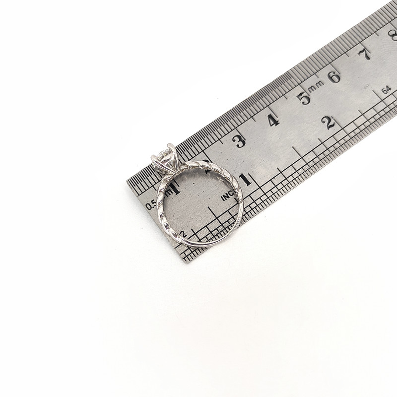 انگشتر طلا 18 عیار زنانه طلا و جواهرسازی افرا مدل سولیتر 239