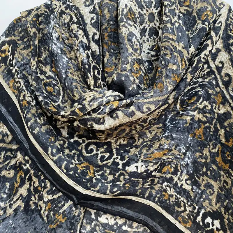 روسری زنانه مدل نخی گارزا ژاکارد دست دوز کد 03