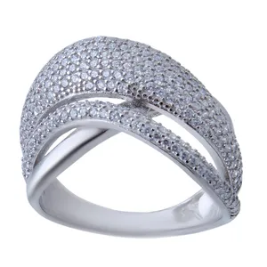 انگشتر نقره زنانه بازرگانی میلادی مدا فول نگین بدون ریزش آبکاری رادیوم کد AWR_457