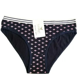 شورت زنانه مدل کبریتی گلدار 01