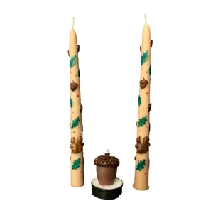 شمع قلمی بدون‌بو مدل پاییزی سنجاب و بلوط زمان اتمام 2  ساعت مجموعه 3 عددی