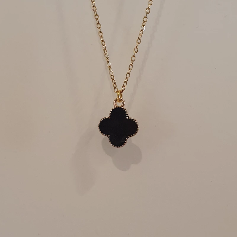 عکس شماره 7 : گردنبند زنانه مدل ونکلیف