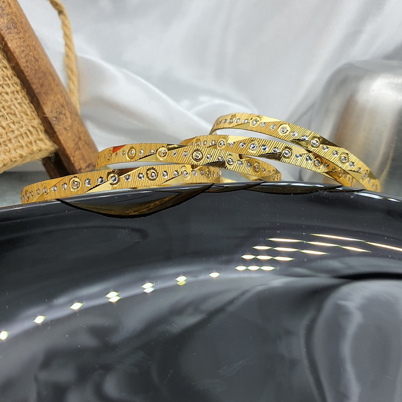 دستبند دخترانه پایتخت کد AL1057_1 بسته 4 عددی