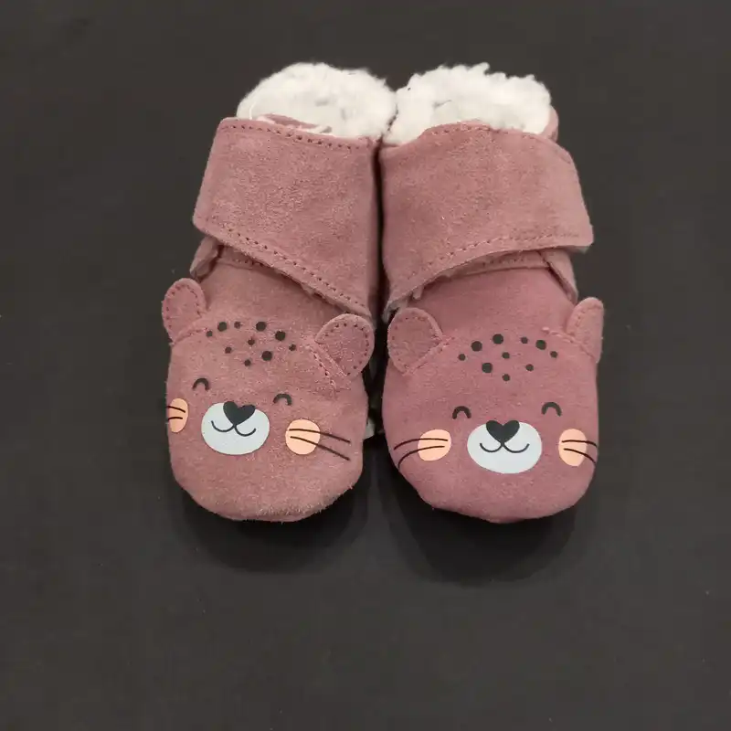 پاپوش نوزادی ایمپی دیمپی مدل تو  کرکی پیشی