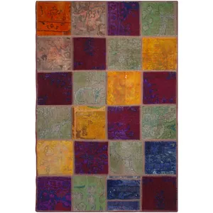 کلاژ فرش یک و نیم متری فرش هریس کد 101179