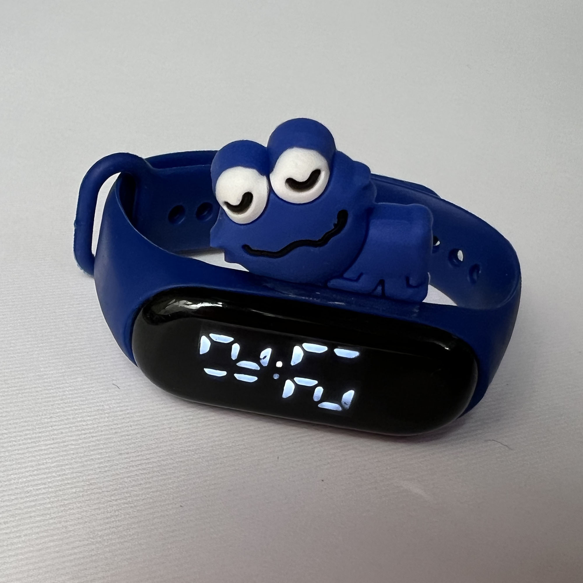 ساعت مچی دیجیتال مدل ضد آب سیلیکونی تنبل خوابیده BL O کد BB