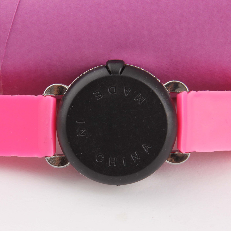 ساعت مچی دیجیتال دخترانه مدل سوپرایزی کد WHK_032