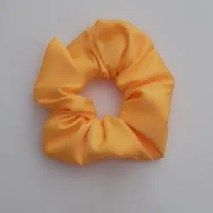 کش مو زنانه مدل اسکرانچی