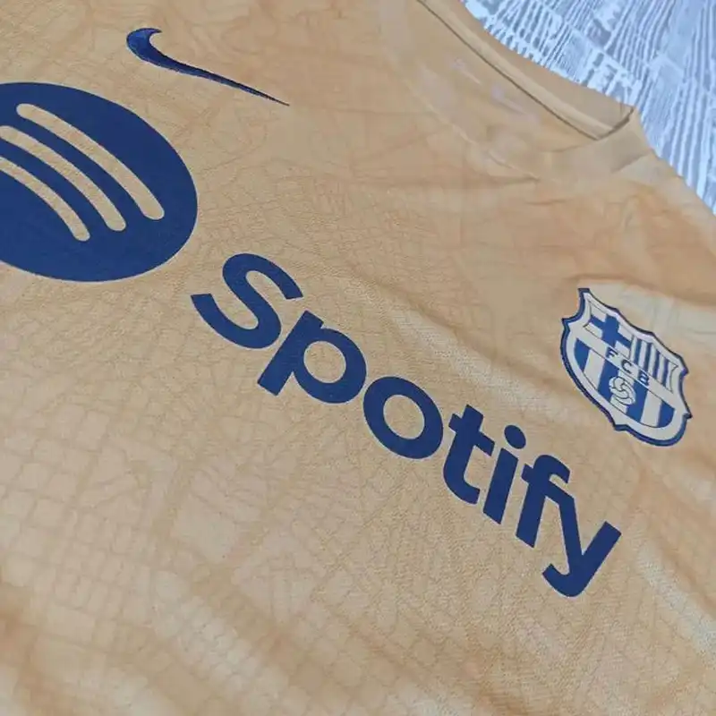 تی شرت آستین کوتاه ورزشی مردانه مدل بارسلونا Away 2023