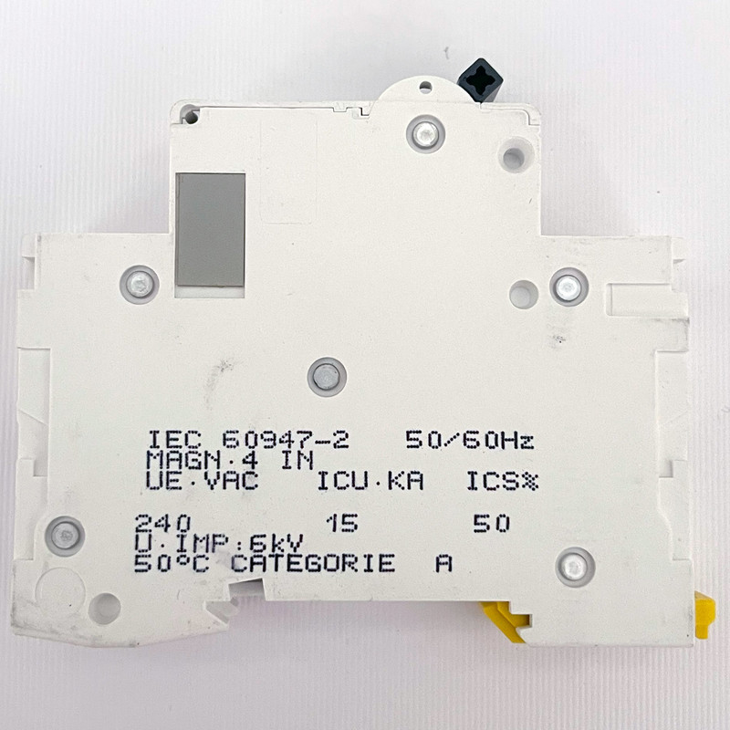 فیوز مینیاتوری تک پل 20 آمپر اشنایدر مدل xC60 Acti9 کد A9N1P20B