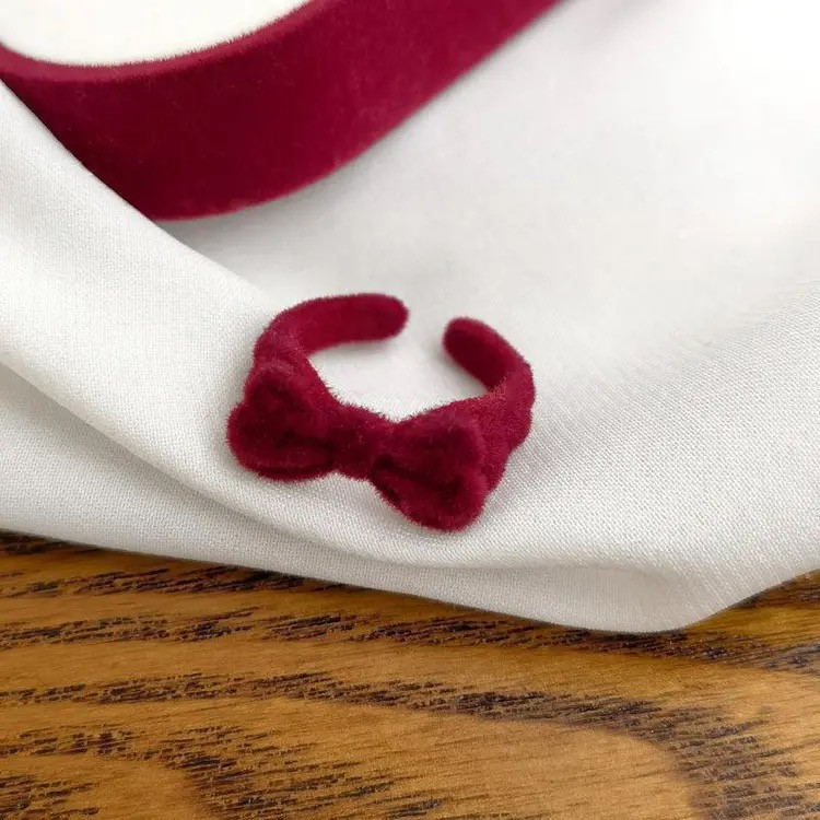 انگشتر دخترانه مدل مخملی bow-r75 انگشتر دخترانه مدل مخملی bow-r75